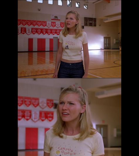 Campus Queen shirt ** Kirsten Dunst as Torrance Shipman / Bring It On (2000) Kirsten Dunst Bring It On Hair, Kisten Dunst, Bring It On Outfits, Torrance Shipman, Bring It On 2000, 2000s Films, 2000s Pop Culture, 2000s Pop, 90s 2000s Fashion