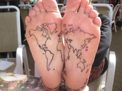 World map feet World Map Tattoos, People With Tattoos, Keep Loving, Map Tattoos, 3d Camera, 4 Tattoo, Funny Tattoos, Foot Tattoo, Keep Smiling