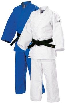 Mizuno Hayato Judo Suit Bjj Kimono, Judo Uniforms, Judo Gi, Jiu Jitsu Kimono, Best Martial Arts, Caricature From Photo, Martial Artist, Action Poses, Mixed Martial Arts