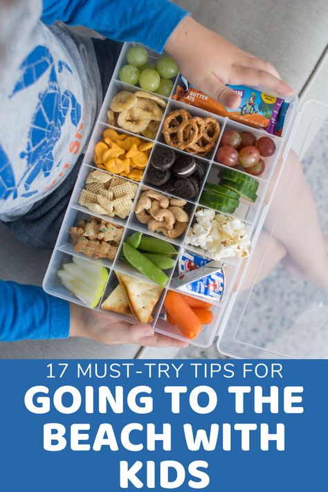 17 Must-Try Tips For Going To The Beach With Kids Beach Snacks For Toddlers, Beach With Kids, Beach Snacks, Easy Toddler Meals, Toddler Beach, Beach Meals, Easy Toddler, Going To The Beach, Toddler Snacks