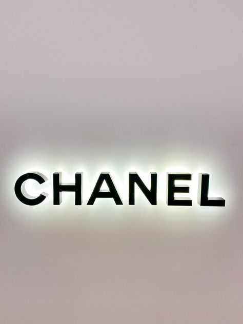 Chanel bag, Chanel picture, Chanel photography, Chanel picture, Chanel wallpaper, Chanel Logo Wallpapers, Chanel Core, Chanel Sign, Boutique Aesthetic, Watch Wallpapers, Channel Logo, Sign Logo, Chanel Boutique, Channel Letters