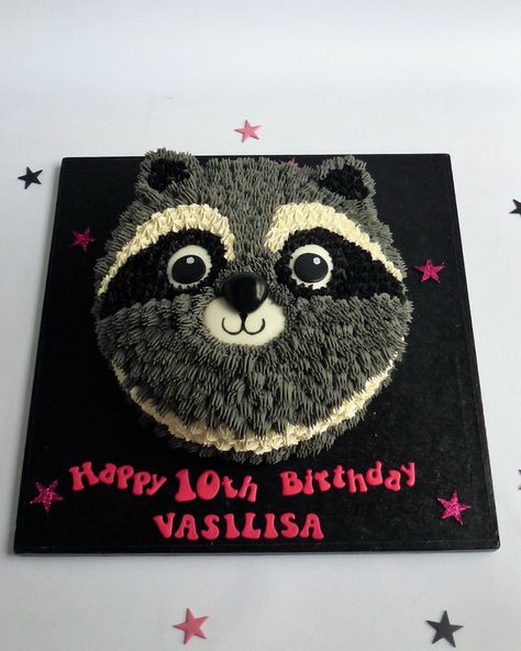 Racoon 664x805 Raccoon Cake Birthday, Raccoon Cake, Raccoon Party, Armadillo Cake, Raccoon Character, Happy Camper Birthday Party, Easy Ice Cream Recipe, Animal Cupcakes, Magic Cake