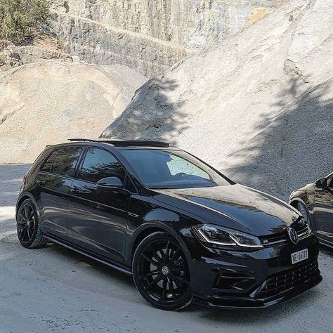 Vw Bora Tuning, Vw Golf Wallpaper, Vw Golf R Mk7, Polo Gt, Gti Car, Vw Polo Gti, Cars Modified, Volkswagen Polo Gti, Golf 7 R