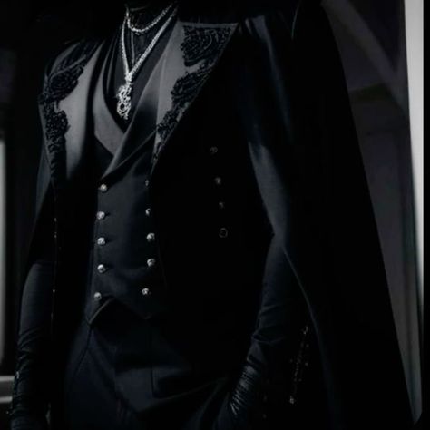 Black Fantasy Suit, Goth Suit Men, Romantic Goth Outfits Men, Victorian Fashion Aesthetic, Goth Outfits Men, Romantic Goth Outfits, Gothic Suit, Goth Male, Suit Drawing