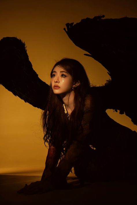 Dark Kpop Concept, Fallen Angel Photography, Melancholy Photoshoot, Kpop Photoshoot Aesthetic, Angel Photoshoot Ideas, Dark Angel Photoshoot, Fallen Angel Photoshoot, Fashion Pose Reference, Dark Photoshoot Ideas