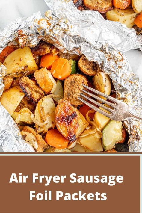 Foil Packets For Air Fryer, Foil Packs Air Fryer, Air Fryer Foil Packet Meals, Air Fryer Foil Packets, Air Fryer Hobo Packets, Chicken And Sausage Foil Packets, Air Fry Sausage And Potatoes, Smoked Sausage Hobo Foil Packs, Air Fryer Smoked Sausage And Potatoes