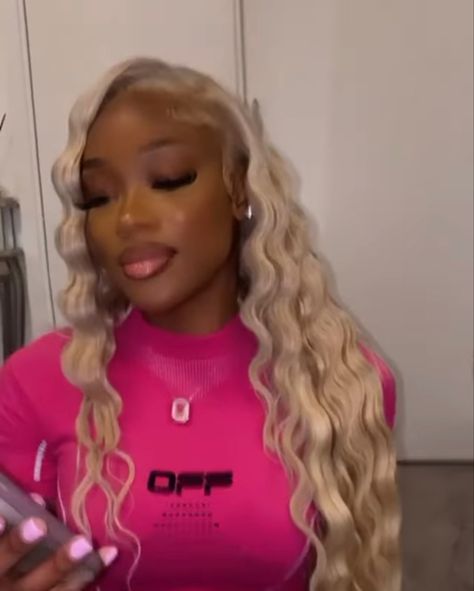 Buss Down Middle Part, Yellow Hair Color, Frontal Wig Hairstyles, Feed In Braids Hairstyles, Quick Natural Hair Styles, Hair Twist Styles, Frontal Hairstyles, Blonde Hair Looks, Slick Hairstyles