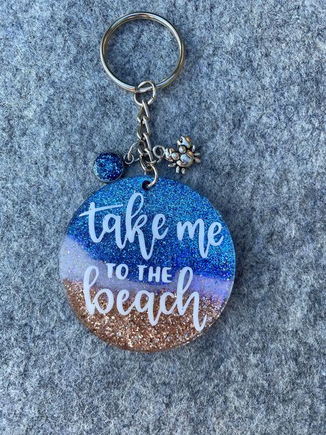 Sealing Acrylic Keychains, Acrylic Rounds Ideas, Diy Acrylic Keychain, Round Keychain Idea, Cricut Acrylic Keychain, Acrylic Key Chains, Cricut Round Keychain Ideas, Diy Acrylic Keychain Ideas, Acrylic Round Keychain Ideas