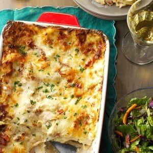 Seafood Lasagna Recipe: How to Make It Chicken Alfredo Lasagna Recipe, Chicken Alfredo Lasagna, Easy Christmas Dinner, Alfredo Lasagna, Lasagna Recipes, Lasagne Recipes, Chicken Lasagna, Leftover Rotisserie Chicken, Homemade Lasagna