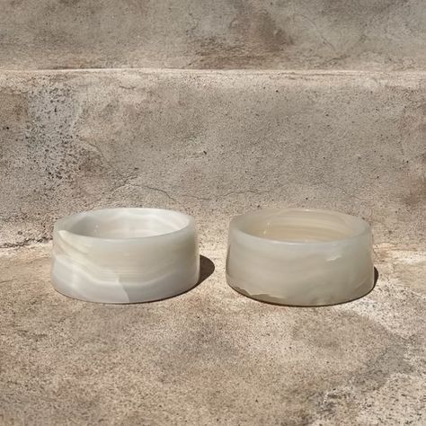 Cool Dog Products, Dog Bowls Aesthetic, Aesthetic Dog Supplies, Dog Accesories, Dog Home Decor, Dog Kennel Outdoor, Marble Bowl, Dog Essentials, Secret Life Of Pets