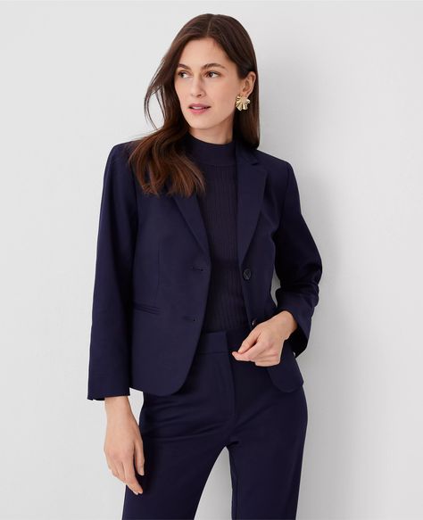 The Cropped Two Button Blazer in Stretch Cotton Cream Blazer Women, Women’s Navy Blue Suit, Flight Attendant Interview Outfit Women, Navy Suits Women, Cropped Blazer Outfit Work, Women’s Suits, Ann Taylor Outfits, Petite Suits, Female Features