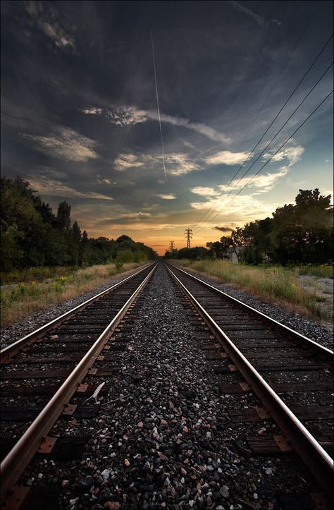 Parallel tracks Yonge Street, Rail Train, Scenic Railroads, Sunset Background, Old Train, Natural Nature, Train Tracks, Train Travel, Nature Pictures