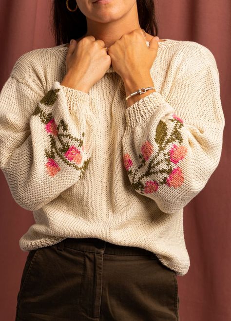 #knitting #embroidery #sweater #diy #handmade Knitting Patterns Womens Sweaters, Islandic Sweater Pattern Free Knitting, Knitting Colorwork Sweater, Knitting Patterns Fair Isle Sweater, Fall Knitting Ideas, Fall Sweater Knitting Patterns, Christmas Crochet Sweater Pattern, Knitting Ideas Clothes, Knit Sweater Colorwork