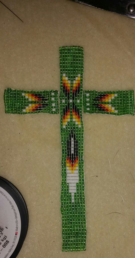 Beaded Crosses, Native Regalia, Medicine Bags, Native Beading, Seed Bead Jewelry Patterns, Native Beading Patterns, Bead Loom Pattern, Beadwork Designs, Beaded Earrings Diy