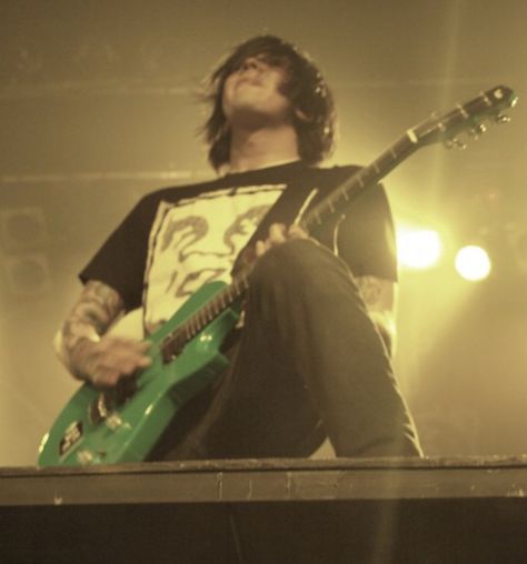 Jaime Preciado, Tony Perry, Emo Boyfriend, Emo Men, Kellin Quinn, Emo Guys, Pierce The Veil, Emo Bands, Emo Scene