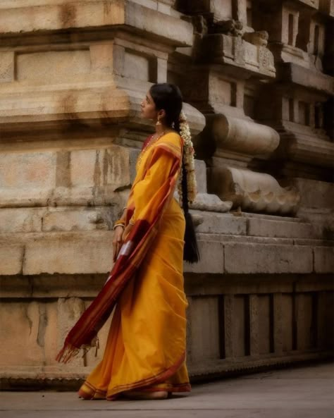 Valley Photoshoot, Telugu Aesthetic, Temple Poses, Temple Photoshoot, Tirupati Temple, Bharatnatyam Dance, Tum Tak, South Indian Aesthetic, Swadeshi Movement