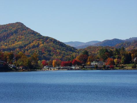 lake junaluska nc - Google Search Lake Junaluska, Carolina Mountains, Nc Mountains, North Carolina Mountains, Spiritual Life, Smoky Mountains, Best Vacations, Asheville, Wonderful Places