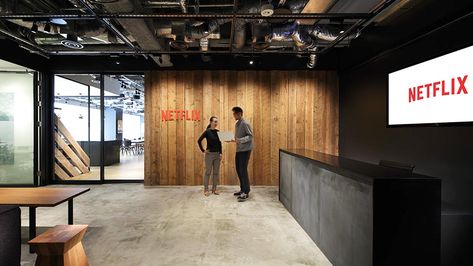 https://www.gensler.com/projects/netflix Netflix Office, Japanese Office, Startup Office, Office Inspiration, Beautiful Space, Office Design, Japan, The World, Design