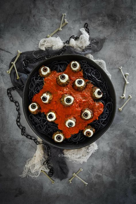 Halloween Meatballs, Halloween Spaghetti, Dye Pasta, Fortune Teller Halloween, Ink Pasta, Baked Meatball Recipe, Halloween Pasta, Halloween Potluck, Spooky Dinner