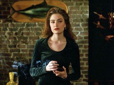 Shelly Johnson Twin Peaks, Shelly Twin Peaks, Twin Peaks Outfits, Twin Peaks Aesthetic, Shelly Johnson, Black Lodge, Laura Palmer, Makeup Clothes, Perfect 10