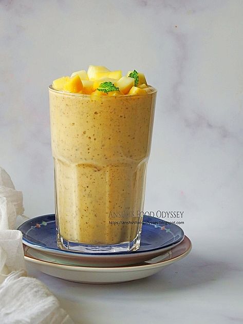 Mango Oats Smoothie Oat Yogurt, Idli Chutney, Oats Smoothie, Yogurt Smoothie, Healthy Breakfast Recipe, Oat Smoothie, Mango Puree, Fruit Puree, Smoothie Ingredients