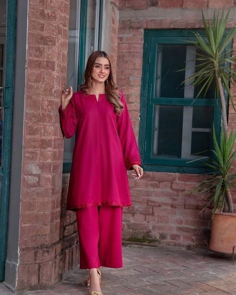 Casual Shalwar Kameez Designs For Women, Simple Kameez Shalwar, Plain Shalwar Kameez Simple, Kameez Shalwar Designs For Women, Simple Shalwar Kameez, Plain Shalwar Kameez, Shalwar Kameez Designs For Women, Pakistani Shadi, Plain Dress Designs