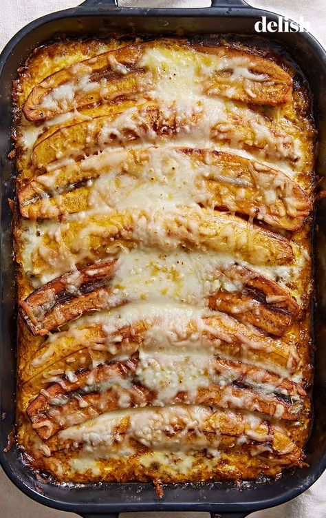 In This Puerto Rican Lasagna, There's No Noodles In SightDelish Puerto Rican Holiday Recipes, Puerto Rican Christmas Recipes, Puerto Rican Dessert Recipes, Spanish Lasagna, Ground Beef Picadillo, Puerto Rican Lasagna, Pastelon Recipe, Fried Sweet Plantains, Hosting Food