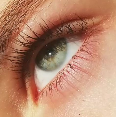 Soft Green Eyes, Green Eyes In The Sun, Pale Green Eyes Aesthetic, Seafoam Eyes, Pink Skin Art, Aventurine Eyes, Light Green Eyes Aesthetic, Sage Green Eyes, Jade Green Eyes