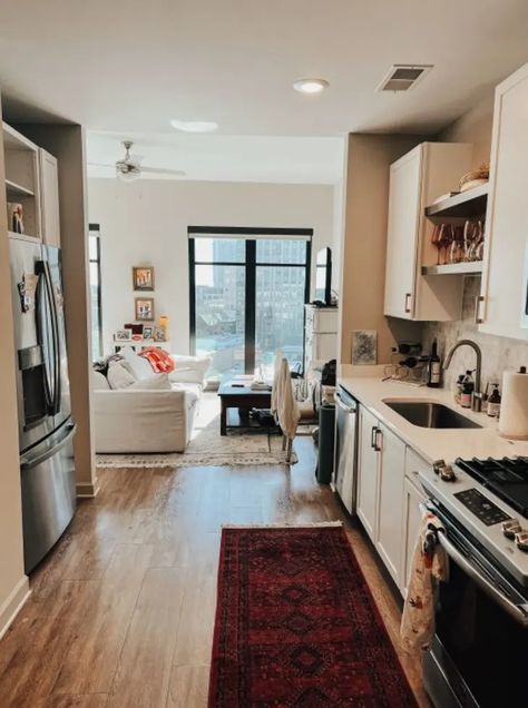 548-Square-Foot Atlanta Studio Apartment Photos | Apartment Therapy Tiny Studio Apartment Decorating, Studio Apartment Kitchen, Atlanta Apartments, Small Studio Apartment Decorating, Cozy Studio Apartment, Tiny Studio Apartments, Studio Apartment Living, Small Studio Apartment, Tiny Studio