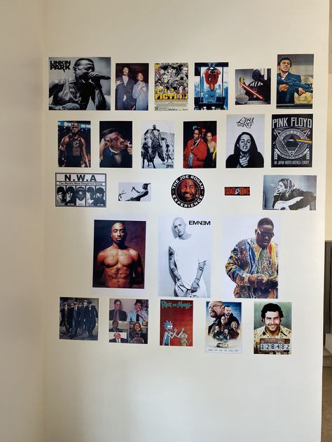 Rapper Themed Room, Room Ideas Hip Hop, 90s Hip Hop Room, Eminem Themed Room, Hip Hop Room Ideas, Hip Hop Room Aesthetic, Eminem Room Decor, Hip Hop Bedroom Ideas, Hip Hop Room Decor