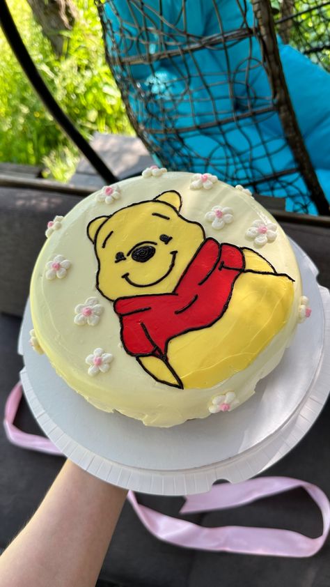 Tigger Cake, Winnie The Pooh Birthday Cake, Cute Cake Designs, 23 Birthday Cake, Salted Caramel Chocolate Cake, Winnie The Pooh Cake, Tiny Cakes, Winnie The Pooh Birthday, Cute Cake