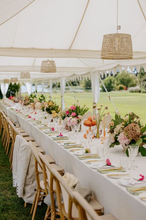 Garden Party Aesthetic Vintage, Summer Garden Party Tablescape, Garden Soiree Party, Upscale Garden Party, English Garden Party Decorations, Coastal Garden Party Wedding, Garden Party Florals, Garden Party Wedding Aesthetic, Garden Party Tablescapes