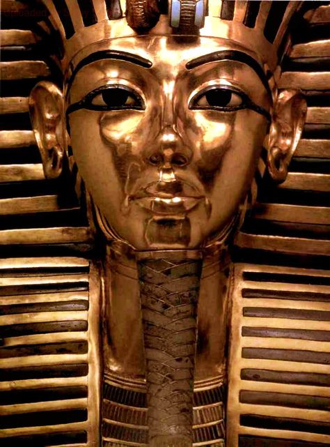 Walk Like An Egyptian, King Tut Tomb, Starověký Egypt, Egyptian Artifacts, Tutankhamun, Egyptian History, King Tut, Ancient Egyptian Art, Art Antique