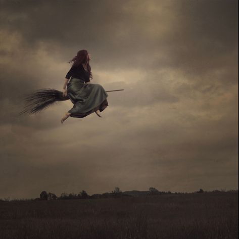 Riding a broom Witch Flying On Broom, Facts About Halloween, Witch Pictures, Witch Cottage, Halloween Facts, Flying Witch, About Halloween, A Broom, Vintage Witch