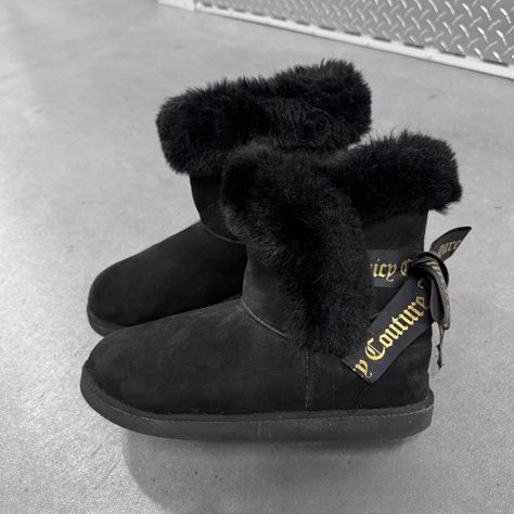 Juicy Couture Bow Fur Boots

These are the perfect... - Depop Juicy Couture Winter Boots, Fur Trim Top, Juicy Couture Boots, Couture Boots, Winter Boots Outfits, Trim Top, Gold Ribbon, Clothing Pieces, Fur Boots