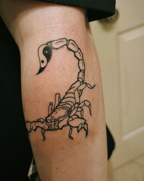 Scorpion ying yang tattoo Ying Yang Tattoo, Yang Tattoo, Scorpion Tattoo, Ying Yang, Scorpion, Tattoos