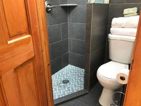 Tiny House Shower, Small Baths, Corner Shower Stalls, Tiny House Vacation, Small Shower, Small Bathroom With Shower, Bathroom Shower Design, Small Showers, Tiny House Bathroom