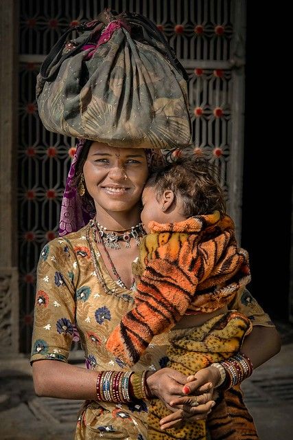 The Young Mother | Portrait of a young mother (India). Photo… | Flickr Hummingbird Painting Acrylic, Mother Portrait, Power Painting, Maa Paintings, Durga Maa Paintings, Village Vibes, Reference For Painting, Mother And Child Painting, Street Photography People