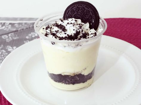 Puding Oreo, Puding Cake, Puding Pisang, Quick Cooking Recipes, Oreo Treats, Resep Brownies, Oreo Pudding, Puddings, Banana Cream Pie