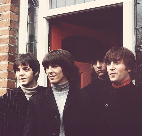 The only ones to ever look good in turtlenecks Beatles Help, Beatles Quotes, Linda Eastman, Richard Starkey, The Beatles Help, John Lennon Paul Mccartney, Beatles Photos, Beatles Pictures, Beatles Fans