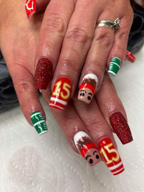 Nails done for first nfl game in KC!! Nfl Nails Chiefs, Kc Nails Kansas City, Kansas City Chiefs Nail Art, Chiefs Football Nails, Kansas City Chiefs Nails Designs, Kansas City Chiefs Nails, Kc Chiefs Nails, Chiefs Nails, Nails Football