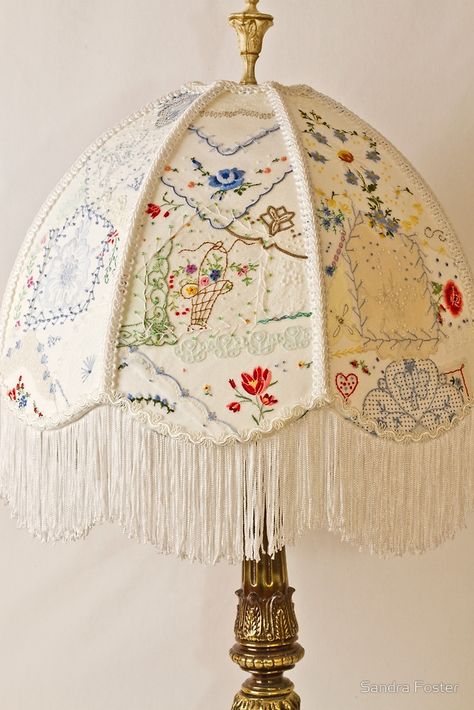 Duck Lamp, Shade Ideas, Embroidery Stitching, Crazy Quilting, Deco Boheme, Dream House Decor, Interior Inspo, Floor Lamps, Embroidery Pattern