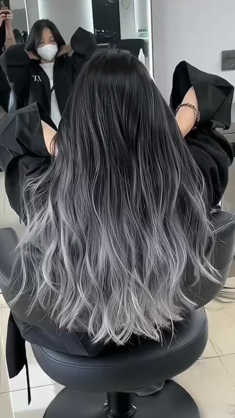 haircolor Black Hair With Grey Highlights Short, Ash Grey Hair Color Silver, Grey Hair Black Roots, Dark Grey Hair Dye, Black To Grey Ombre Hair, Black Hair With Grey Highlights, Hair Color Art, White Hair Highlights, Curly Silver Hair