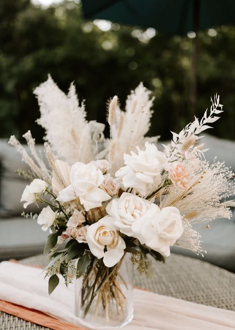 Boho Centerpiece, Boho Wedding Centerpieces, Taupe Wedding, Neutral Wedding Flowers, Champagne Flowers, Boho Wedding Flowers, Beige Wedding, Grass Wedding, Boho Wedding Decorations