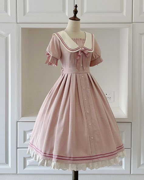 💕Summer sailor Lolita dress with cuffs pleating detail, long and short version available. 👉Search 'KOMOM-001' on devilinspired.com #devilinspired #sailordress #sailorlolita #lolitacoord #lolitafasion #summerdress Sakura Clothes, Kawaii Culture, Style Summer Dress, Sailor Style, Sailor Fashion, Sailor Dress, Sailor Collar, Short Long, A Park