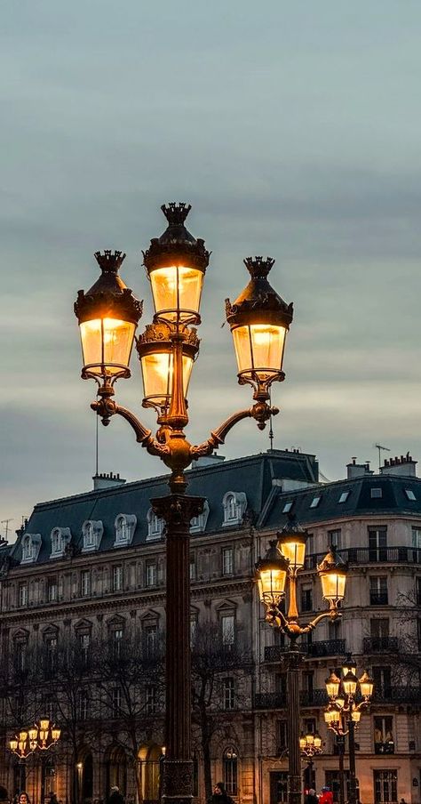 Paris 1800 Aesthetic, Vintage Paris Aesthetic Night, The Paris Apartment Book Aesthetic, Romantic Paris Aesthetic, Paris 1920s Aesthetic, Montmartre Paris Aesthetic, Paris Dark Aesthetic, Old Paris Aesthetic, Paris Streets Aesthetic