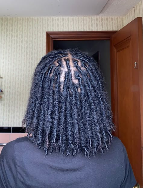 Loc Extensions Human Hair, Dreadlock Hairstyles For Men, Short Locs Hairstyles, Earthy Style, Starter Locs, Dyed Hair Inspiration, Twist Styles, Black Men Hairstyles, Protective Hairstyles Braids