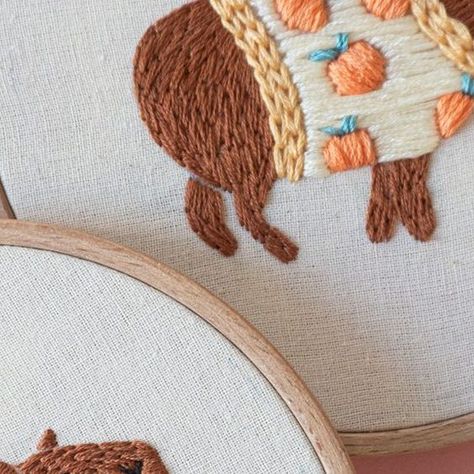 GetStitchDone on Instagram: "No, I can also make animals in stupid sweaters, ok🥲? Ps: you can stitch your own capybaras! Just check out my beginner friendly pattern for this project (Iink in bi0) :) #capybara #modernembroidery #hoopart #embroideryart #embroiderydesign #embroiderytutorial #embroidelicious #embroidered #stitching #crafting #craftideas #animalembroidery #dowhatmakesyouhappy #dowhatyoulove #smallbusinesswomen #womensupportingwomen #sticken #borduren #bordadoamão" Capybara Embroidery, Animal Embroidery, Modern Embroidery, Embroidery Tutorials, Hoop Art, Women Supporting Women, Embroidery Art, Embroidery Designs, I Can