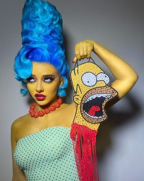 Simpsons Halloween, Horror Halloween Costumes, Top Halloween Costumes, Creepy Halloween Makeup, Hot Halloween Outfits, Clever Halloween Costumes, Hallowen Costume, Pretty Halloween, Jade Thirlwall