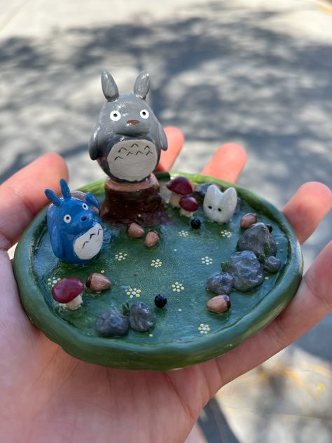 Clay Crafts Studio Ghibli, Studio Ghibli Air Dry Clay Ideas, Totoro Clay, Studio Ghibli Clay Art, Studio Ghibli Inspired Ceramics, Studio Ghibli Clay Tray, Totoro Clay Tray, Clay Diy Projects, Air Dry Clay Projects